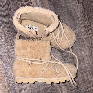 Zara Beige Fleece Boots